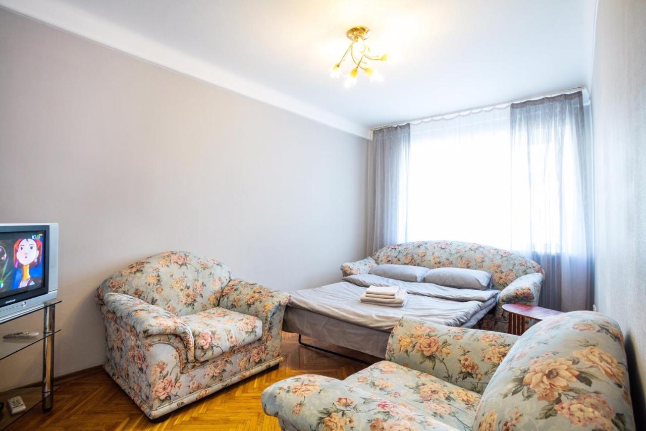Apartment Near Metro Pecherskaya Kyiv Exterior foto